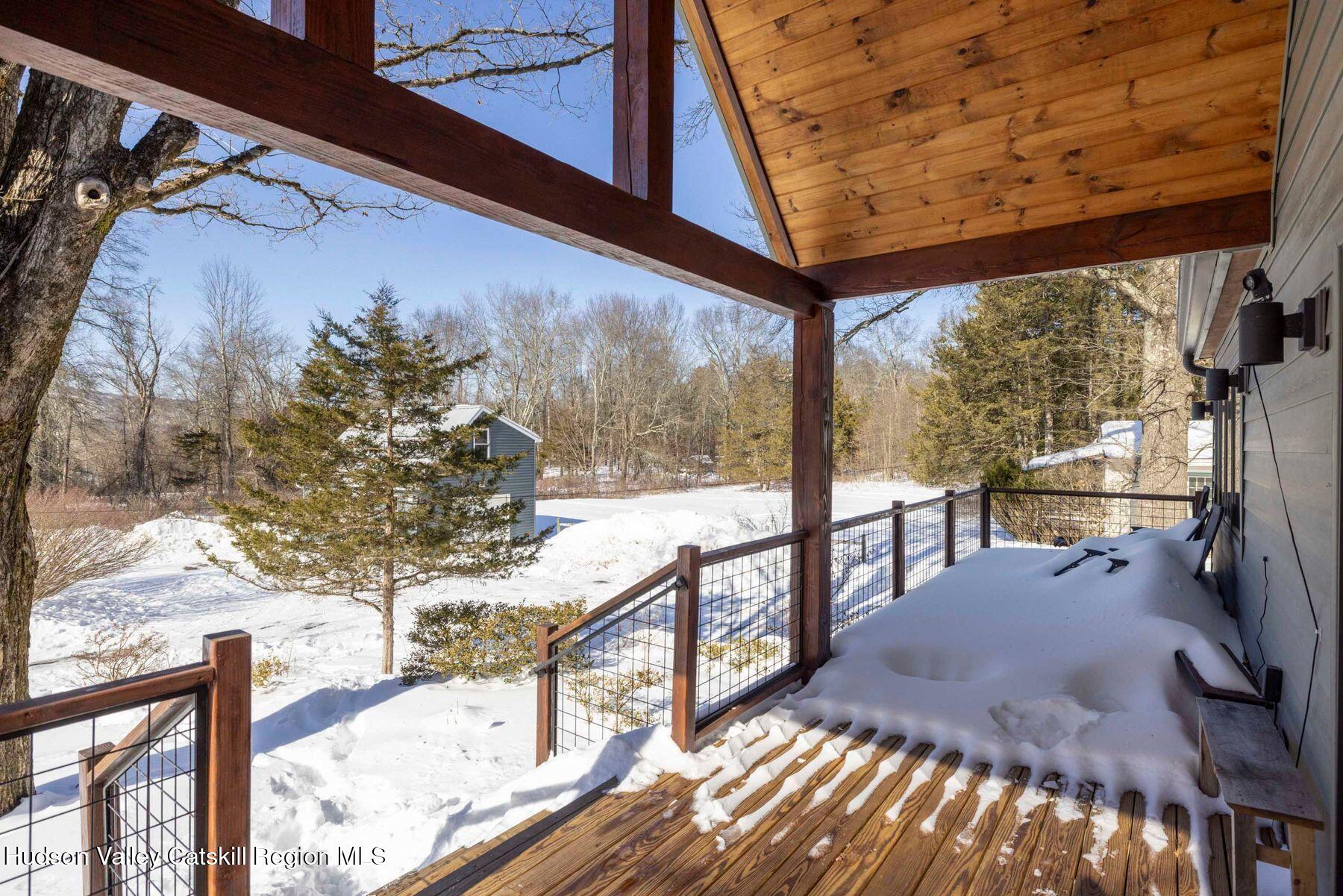 45 Shivertown Road New Paltz, NY 12561 - Photo 4 of 50 photo_online_024