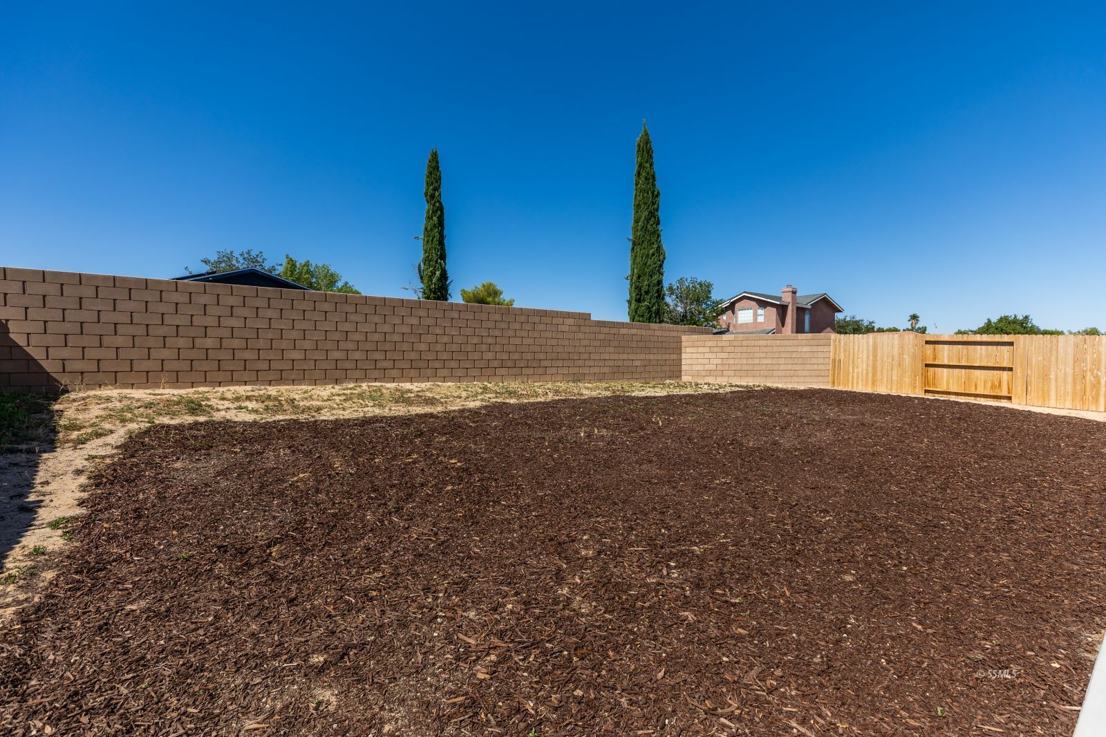 821 Paradise Drive Ridgecrest, CA 93555 - Photo 32 of 33