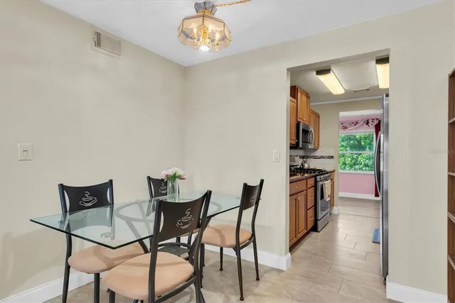 $1,750 | 10032 65th Avenue North, Unit 24, St. Petersburg, FL 33708