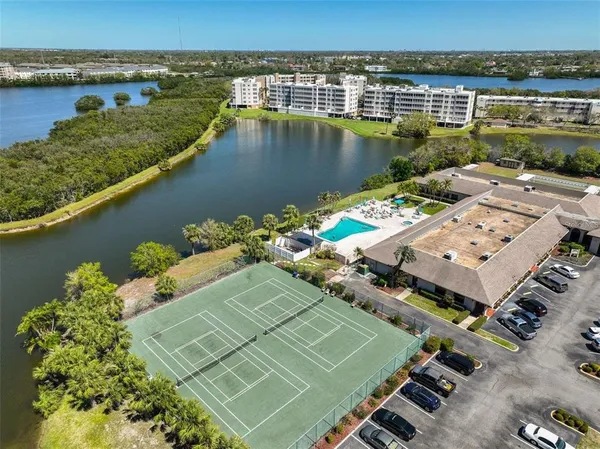 $1,650 | 10032 65th Avenue North, Unit 24, St. Petersburg, FL 33708