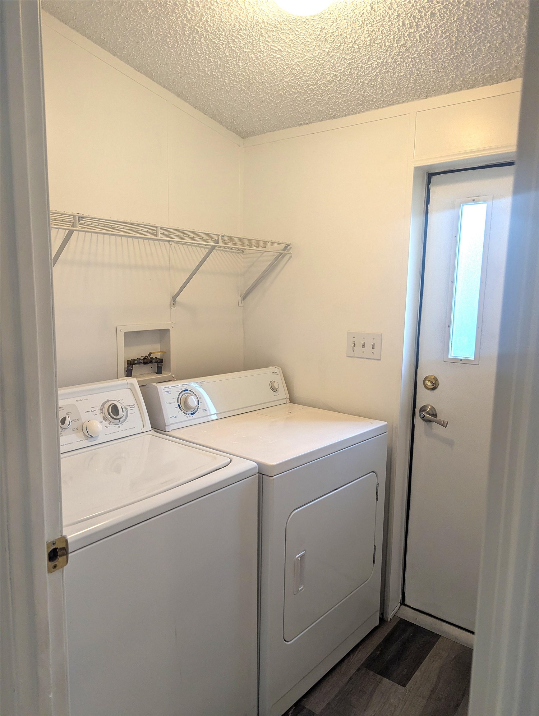 435 32 Road, Unit 254 Clifton, CO 81520 - Photo 14 of 21 a utility room with dryer and washer
