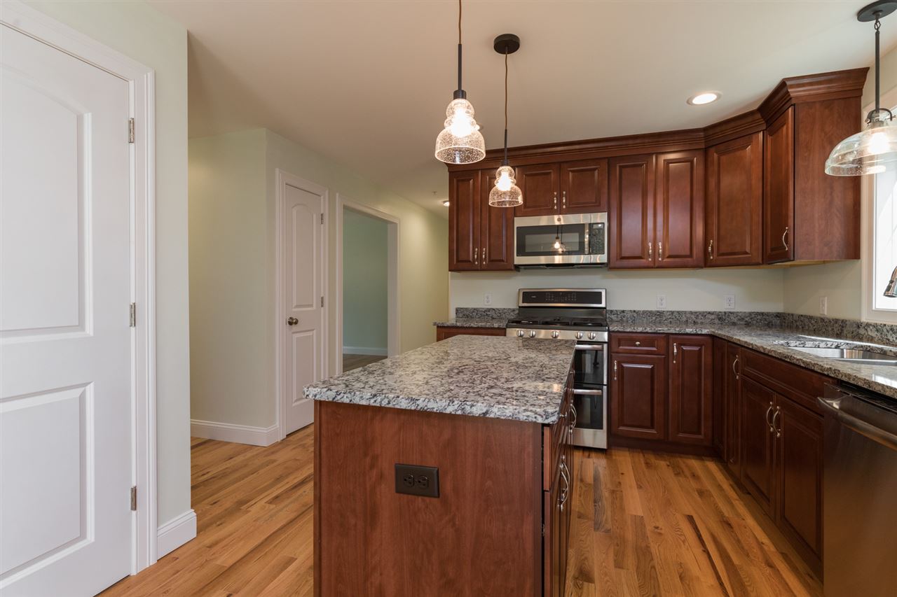 156 Kennard Road Nottingham, NH 03290 - Photo 4 of 29