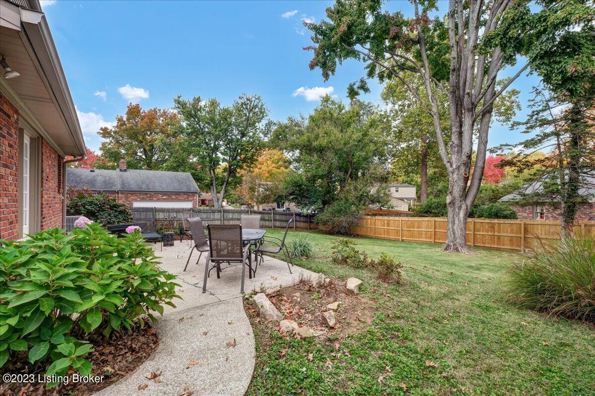 6805 Tottenham Road Louisville, KY 40207 - Photo 5 of 47 38-6805 Tottenham Rd-138