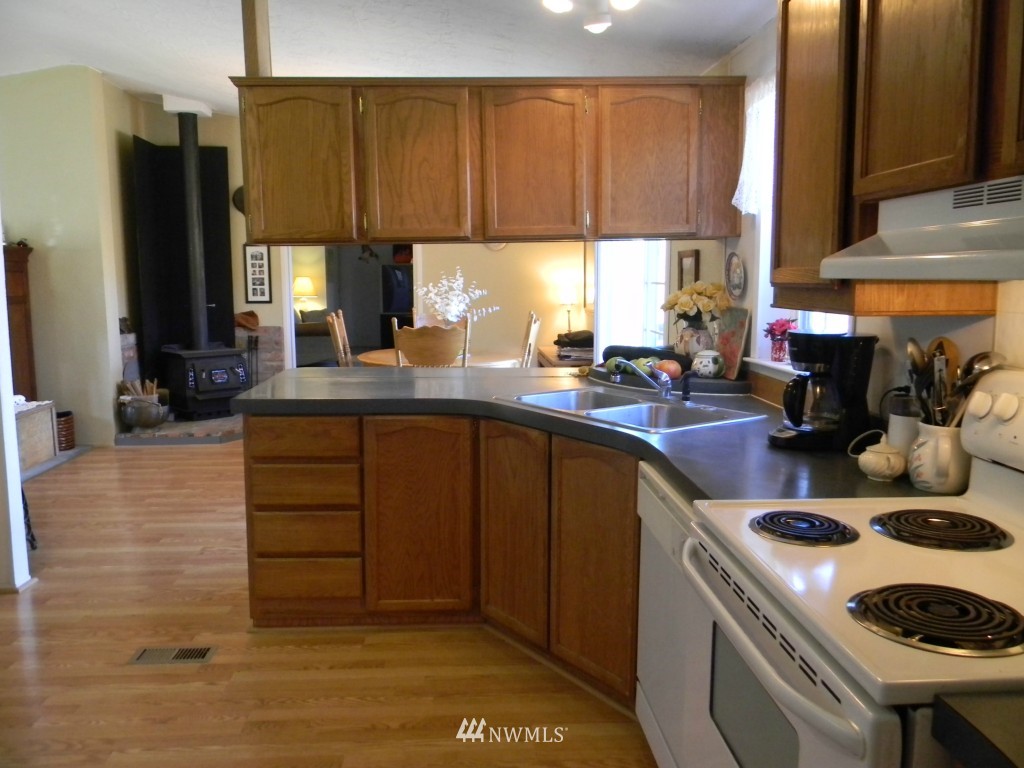 290 Starr Road Pateros, WA 98846 - Photo 8 of 15 Gallery Image 8