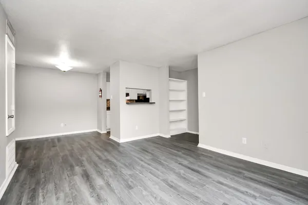 $1,310 | 7700 West Airport Boulevard, Unit 1206, Houston, TX 77071