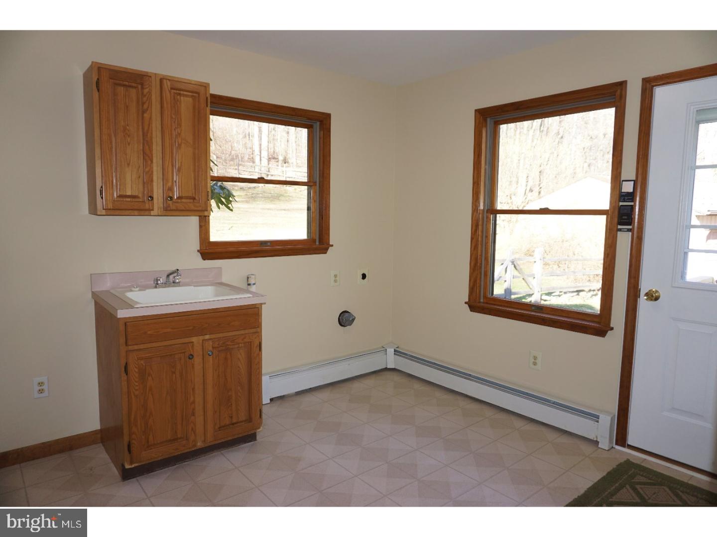 1137 Fairview Road Glenmoore, PA 19343 - Photo 11 of 25 Gallery Image 11