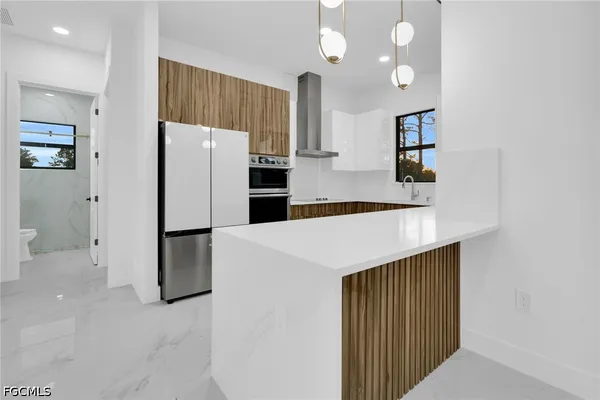 $2,700 | 1601 Clark Avenue, Lehigh Acres, FL 33972