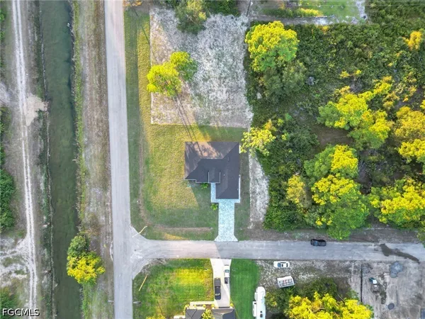 $2,700 | 1601 Clark Avenue, Lehigh Acres, FL 33972