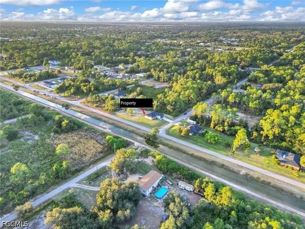 $2,700 | 1601 Clark Avenue, Lehigh Acres, FL 33972