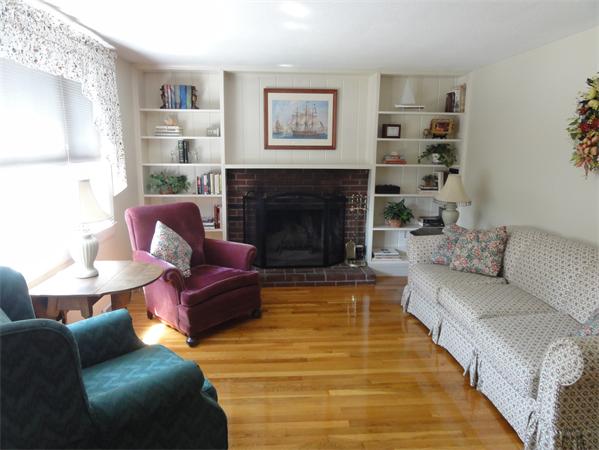 1 Jay Road Billerica, MA 01862 - Photo 8 of 26 Gallery Image 8