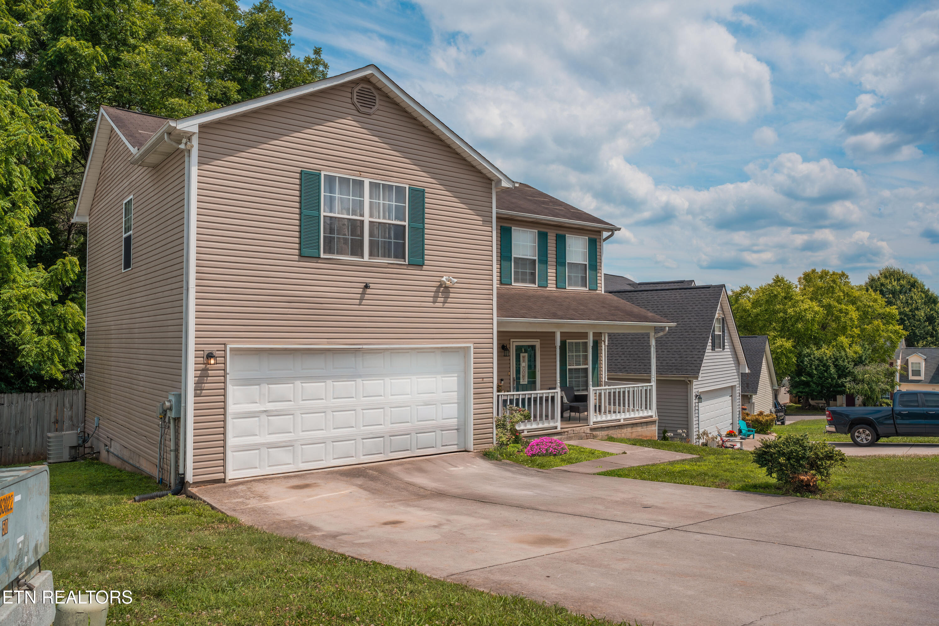 7708 Ambergate Road Powell, TN 37849 - Photo 3 of 31 7708 Ambergate-3