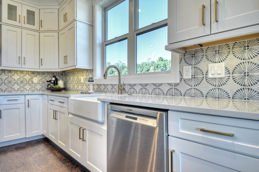 44 Harrison Lane Blue Ridge, GA 30513 - Photo 12 of 46 Gallery Image 12