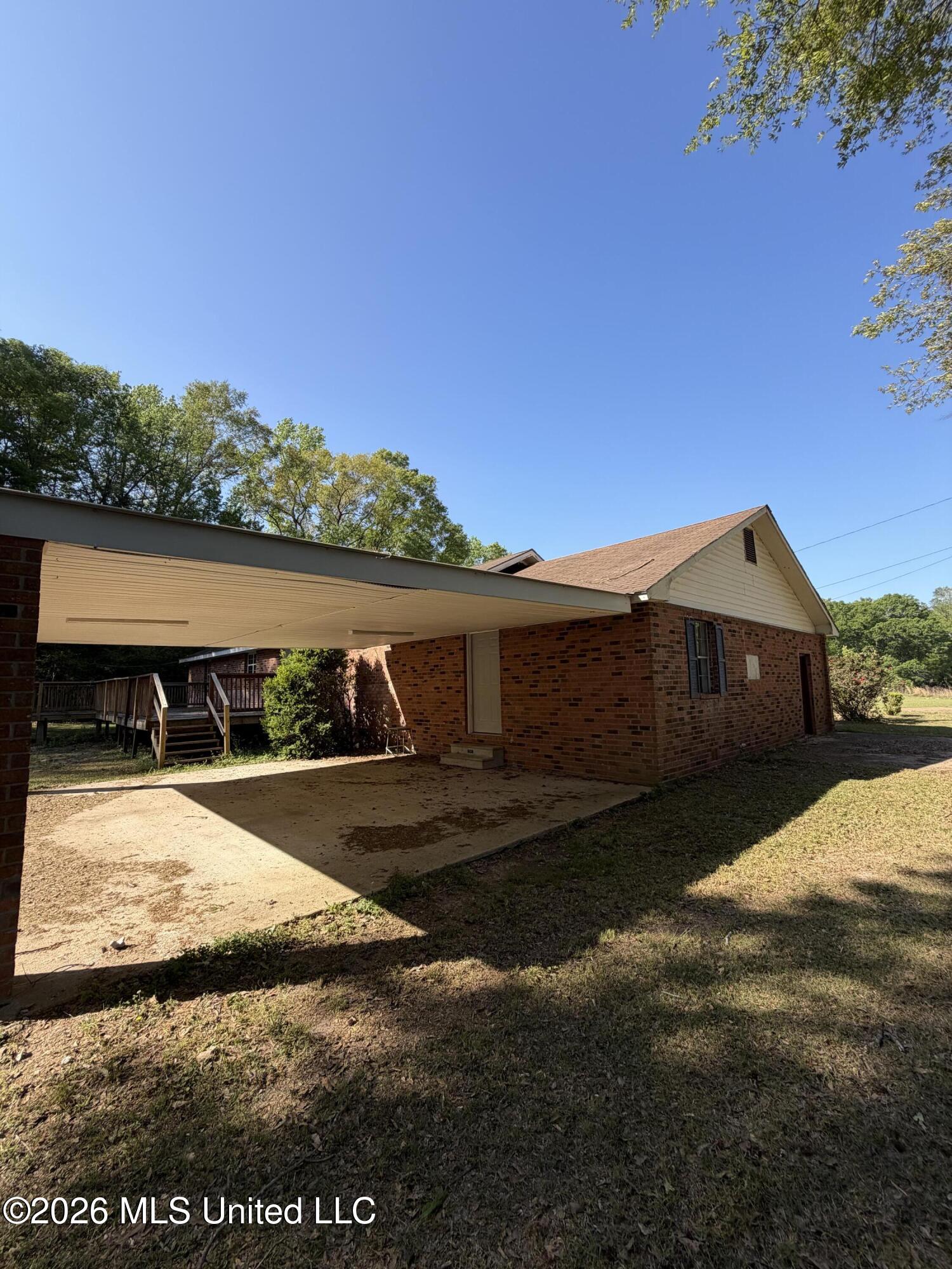 730 Vogel Street McComb, MS 39648 - Photo 5 of 38 IMG_1664