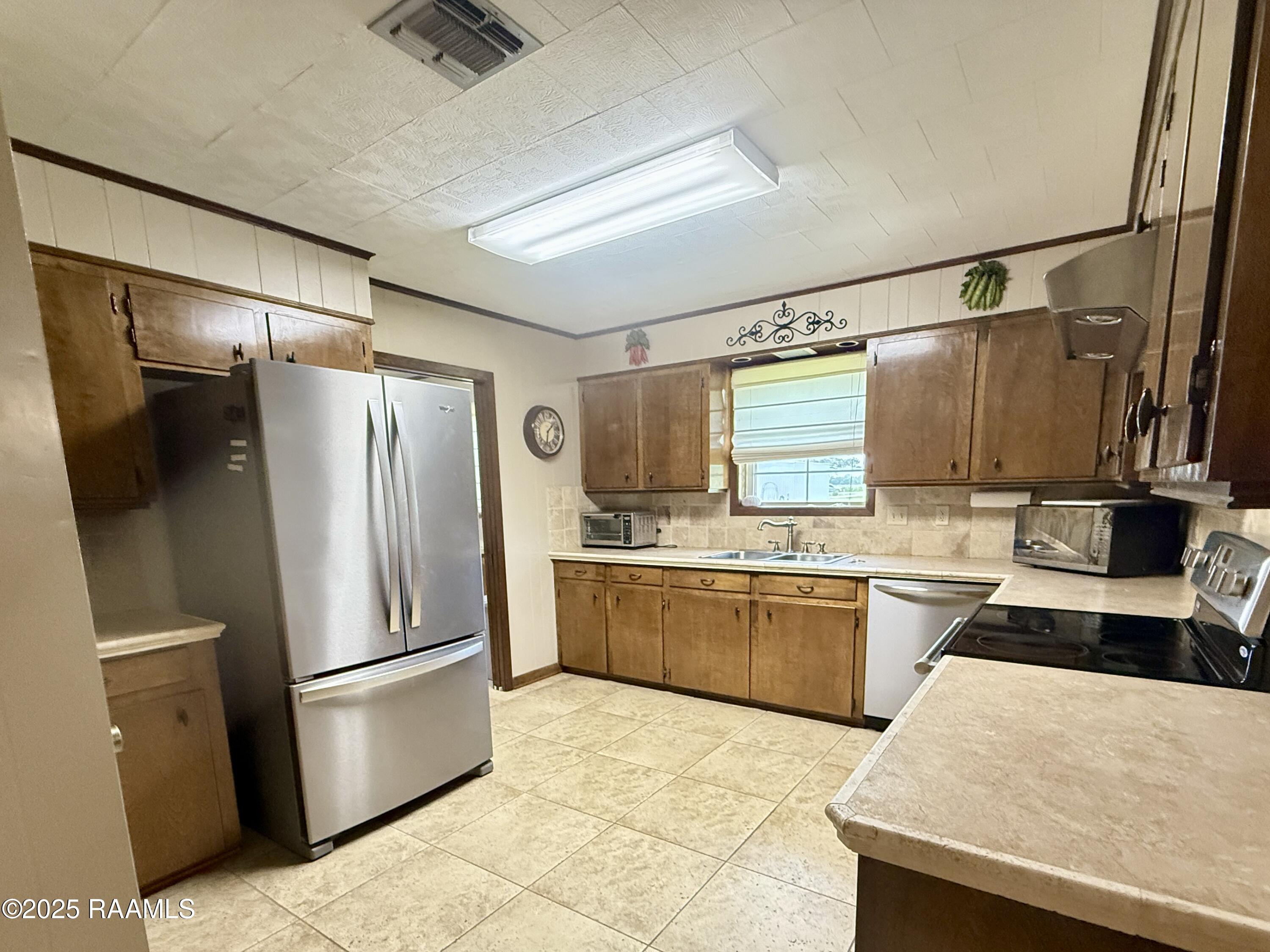 6516 Daspit Road New Iberia, LA 70563 - Photo 6 of 39 IMG_9988