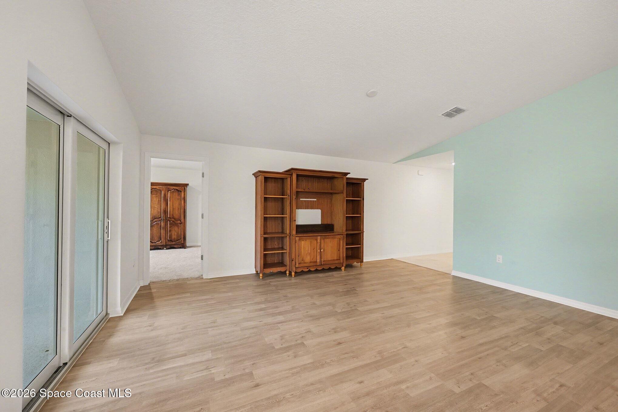 1743 Fairlight Street Northwest Palm Bay, FL 32907 - Photo 19 of 23 005_file_1067