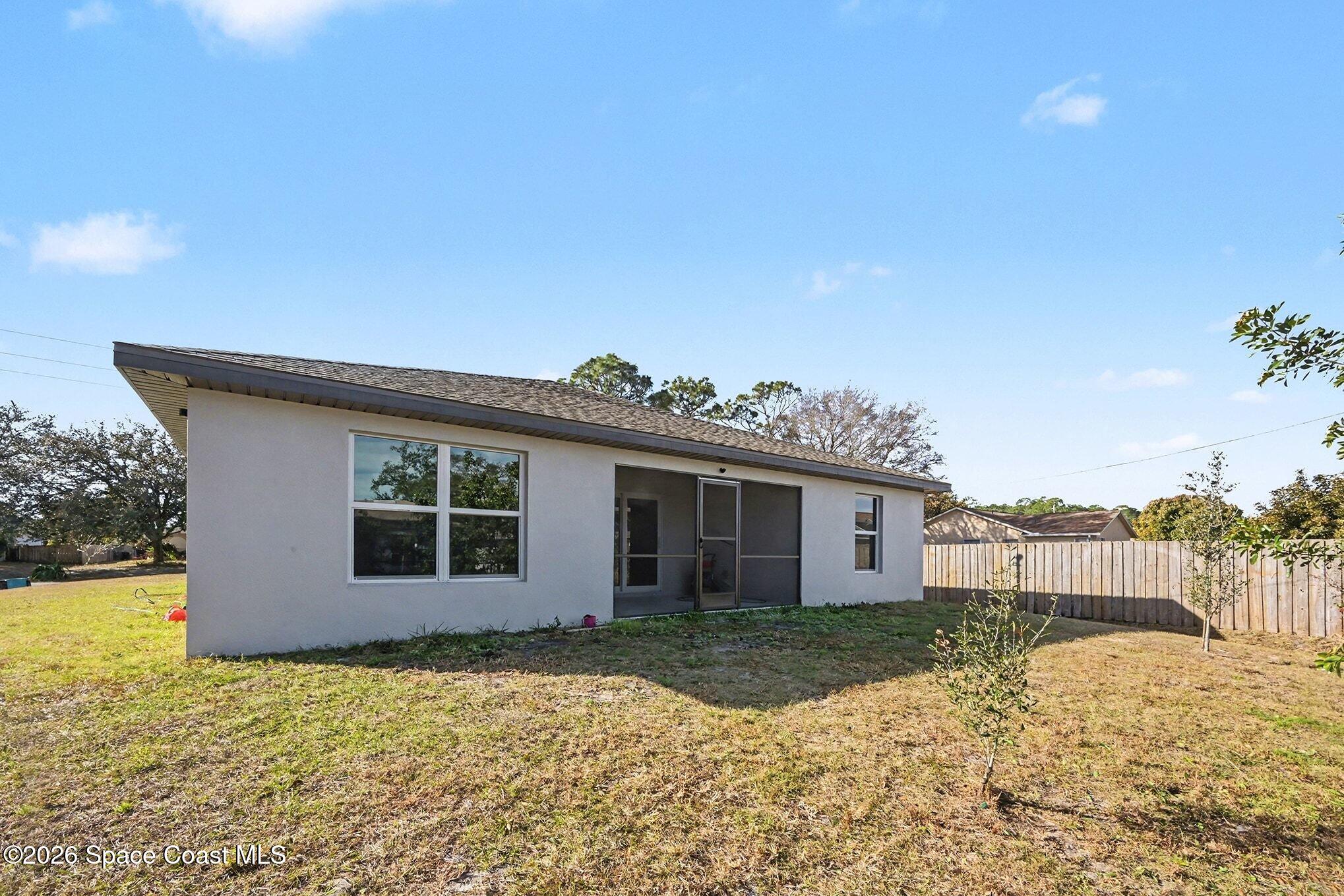 1743 Fairlight Street Northwest Palm Bay, FL 32907 - Photo 2 of 23 024_file_5383