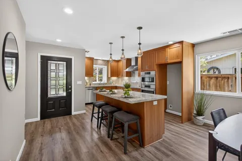 $525,000 | 1115 Meadow Gate Drive, Roseville, CA 95661