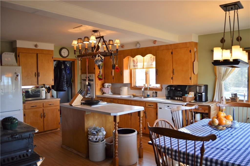 647 Union Road Waldoboro, ME 04572 - Photo 5 of 35 Photo