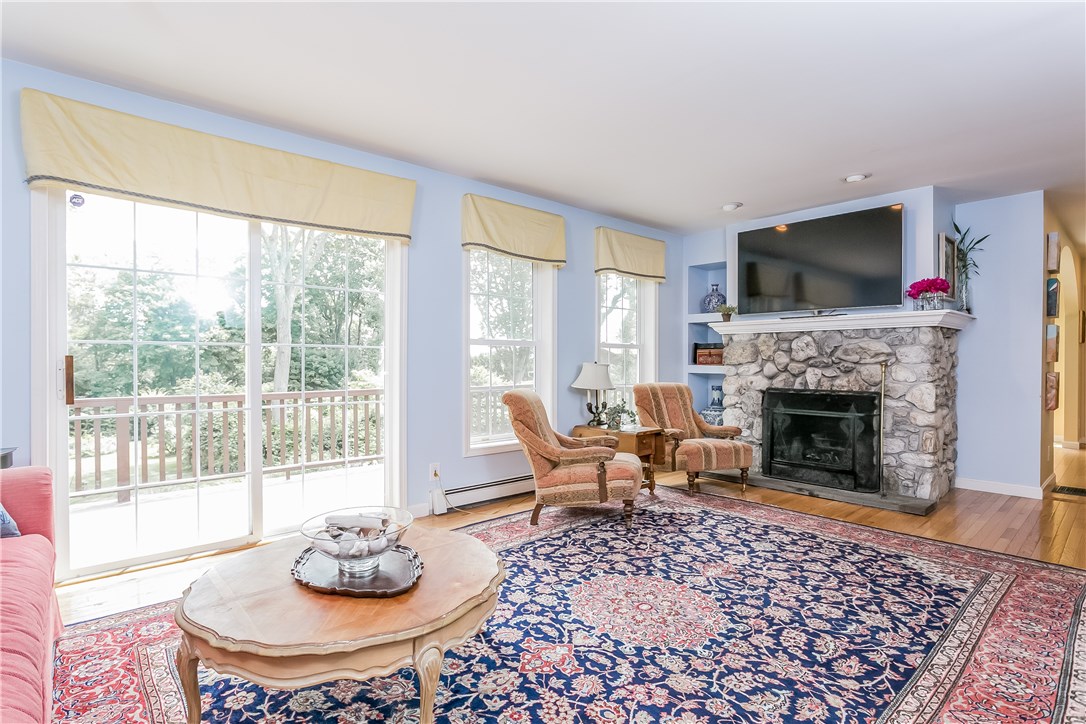 25 N Road North Kingstown, RI 02874 - Photo 4 of 39 Gallery Image 4