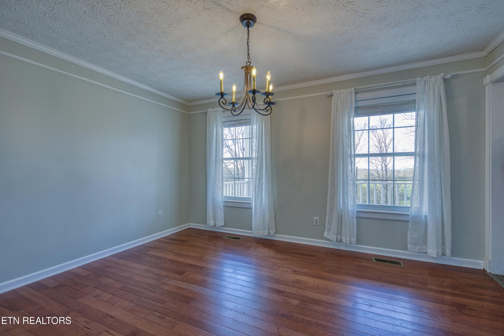 910 Ridge Circle Road Andersonville, TN 37705 - Photo 11 of 39 Gallery Image 11