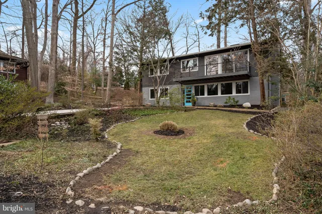 $835,000 | 3402 Charleson Street, Annandale, VA 22003