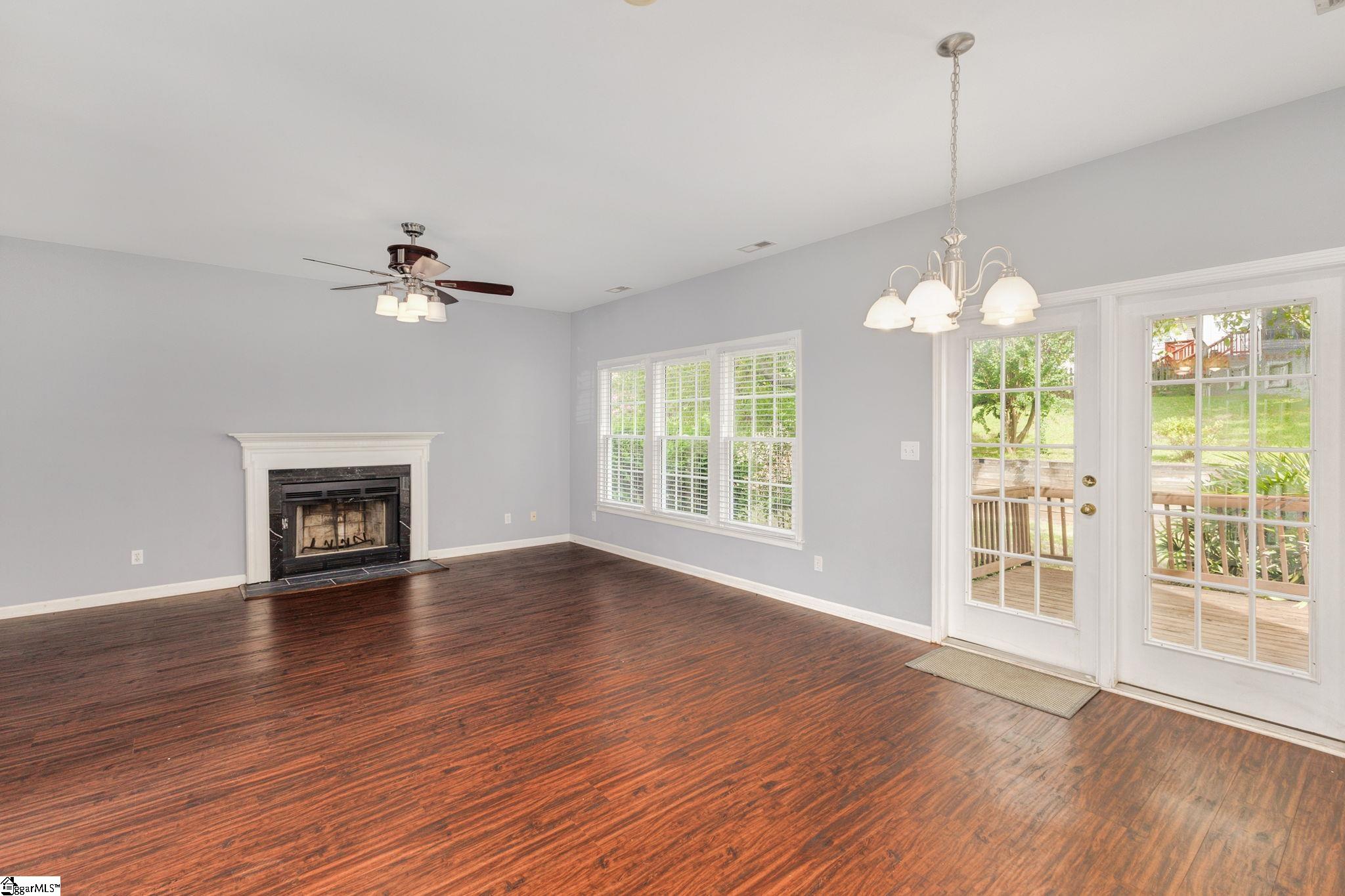 209 Timberleaf Drive Duncan, SC 29334 - Photo 11 of 33 Gallery Image 11