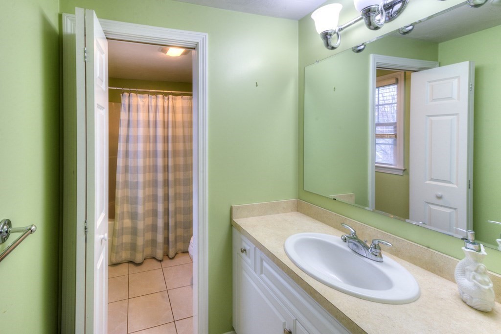 50 Red Barn Road Holden, MA 01520 - Photo 21 of 40 Gallery Image 21