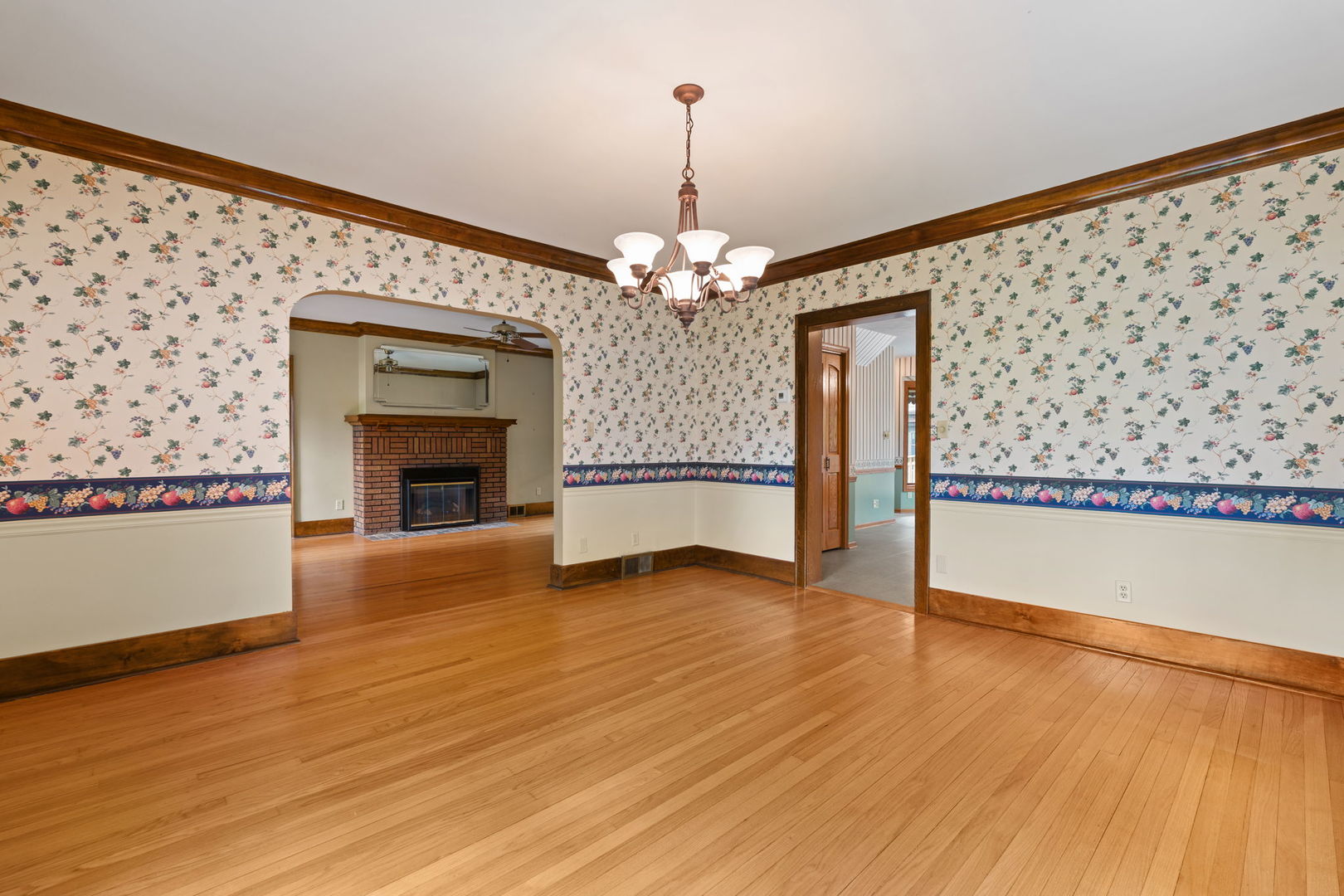 2405 27th Street Moline, IL 61265 - Photo 12 of 51