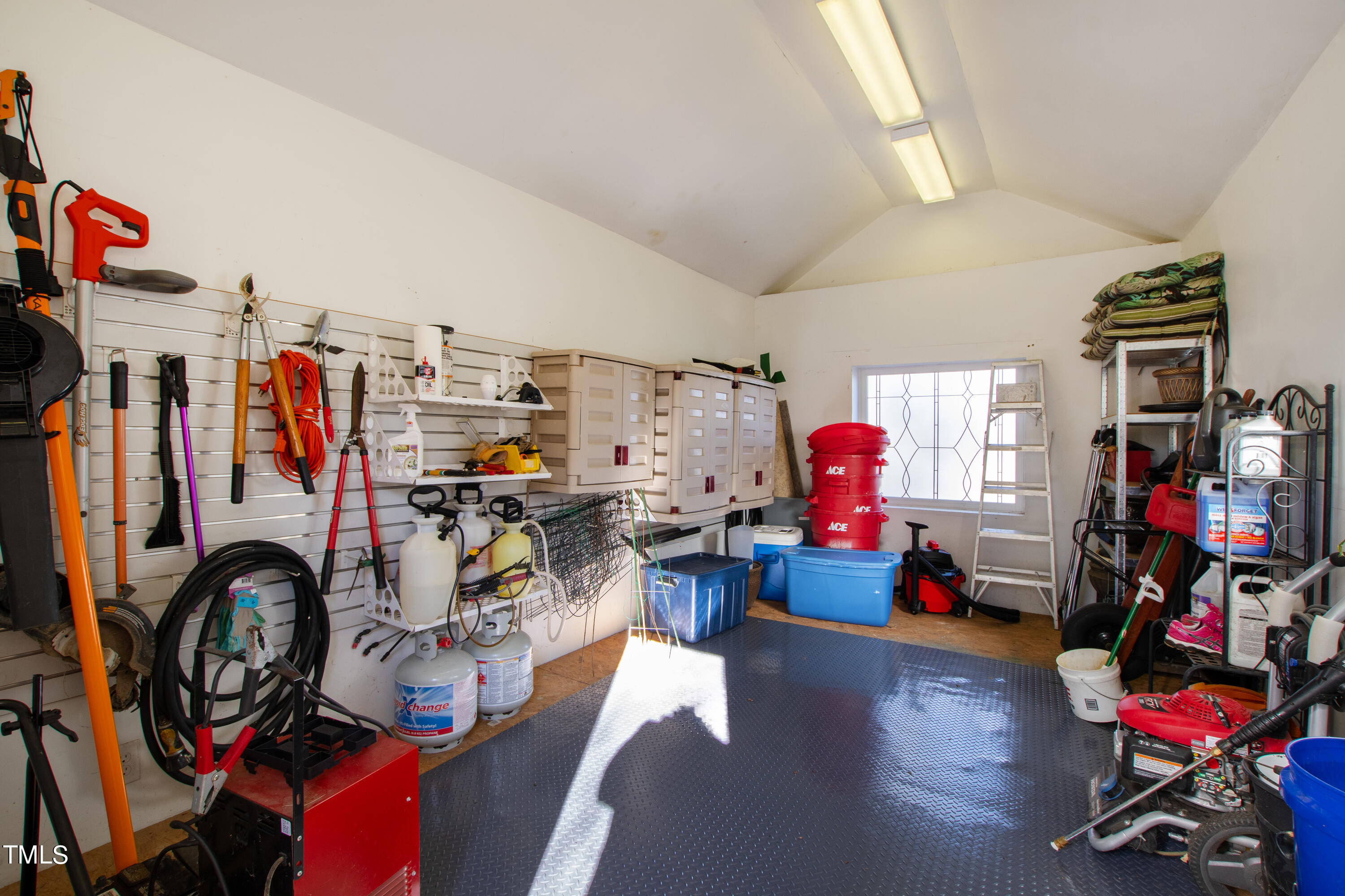 229 Woodburn Road Raleigh, NC 27605 - Photo 48 of 64 Shed