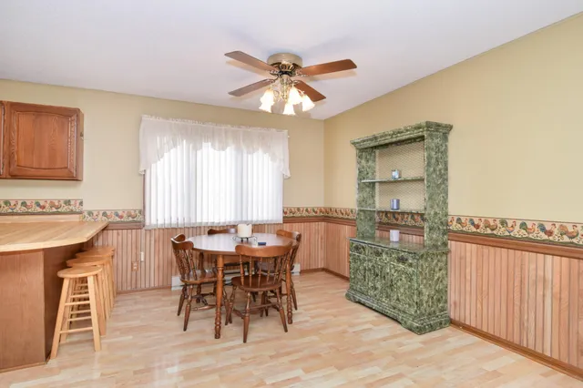 $350,000 | 7612 Plum Avenue, Brownton, MN 55312