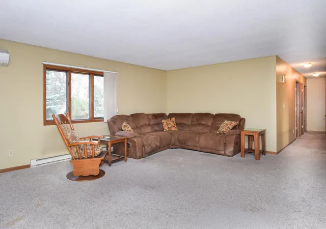 $350,000 | 7612 Plum Avenue, Brownton, MN 55312