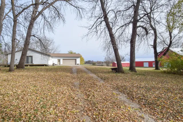 $350,000 | 7612 Plum Avenue, Brownton, MN 55312