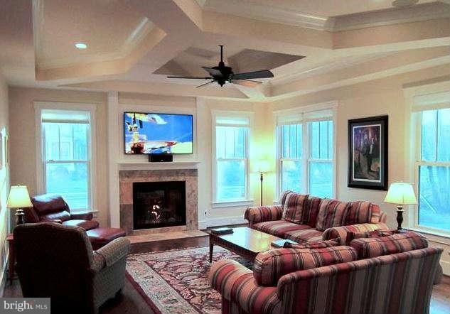600 Kingsley Road Southwest Vienna, VA 22180 - Photo 5 of 11 Interior (General)