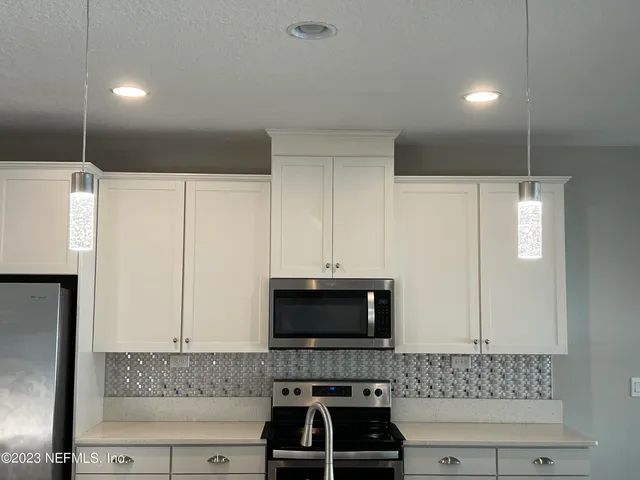 $2,400 | 78571 Goldfinch Lane, Yulee, FL 32097