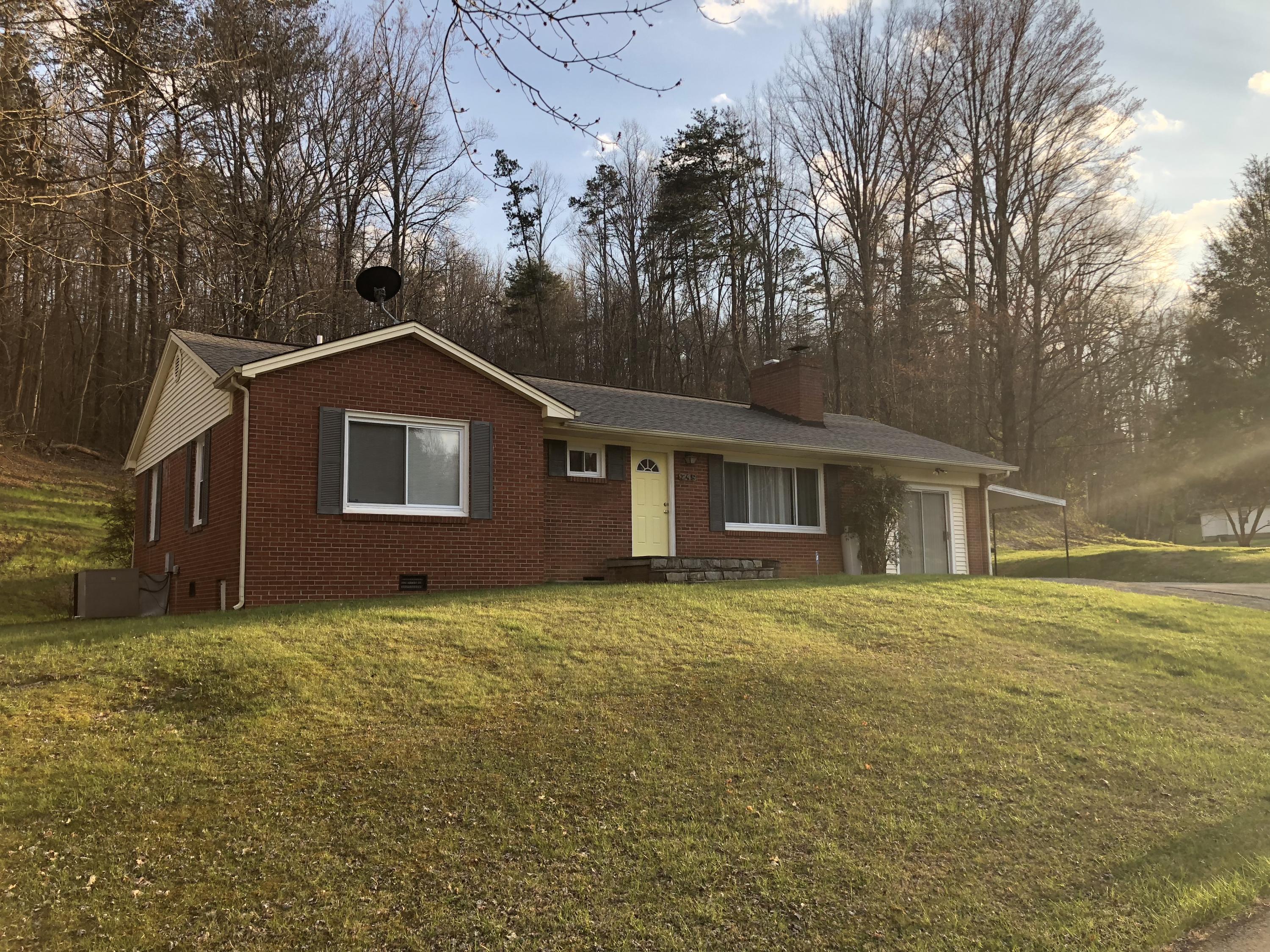 245 Parker Road Morristown, TN 37813 - Photo 1 of 14 Photo Mar 15, 6 37 28 PM