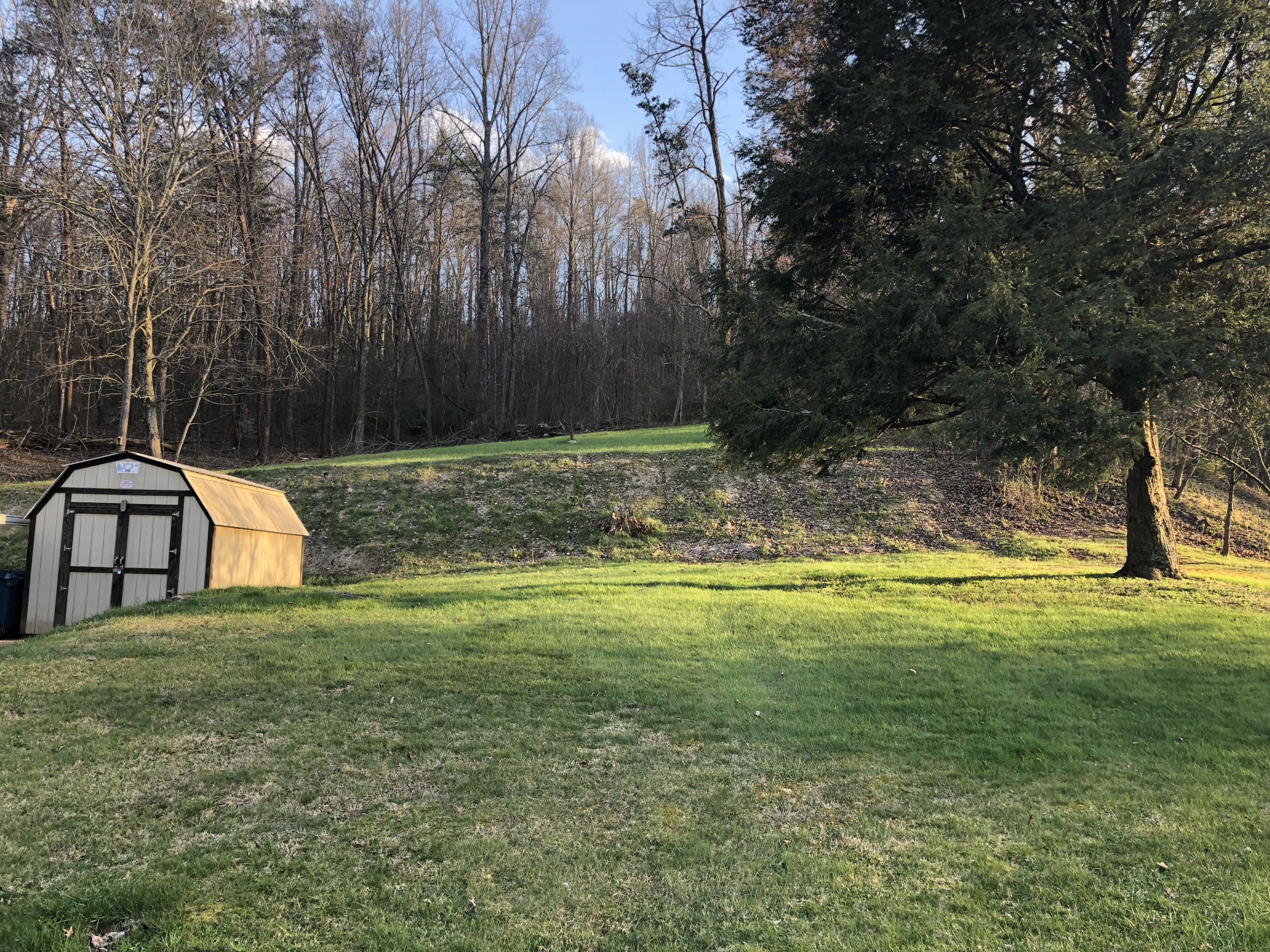 245 Parker Road Morristown, TN 37813 - Photo 4 of 14 Photo Mar 15, 6 38 48 PM