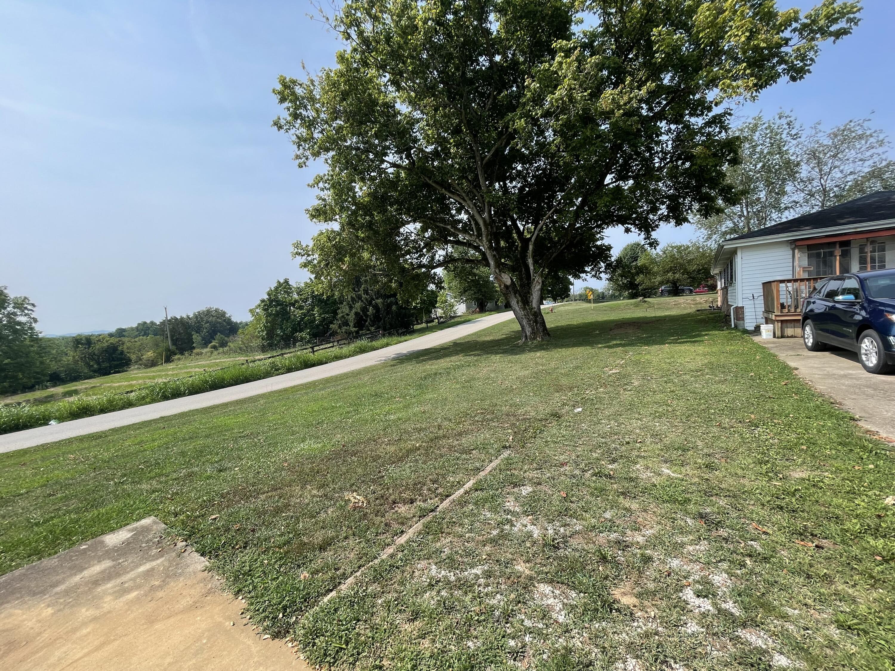 4521 McCormick Road Mount Sterling, KY 40353 - Photo 5 of 24 IMG_3404