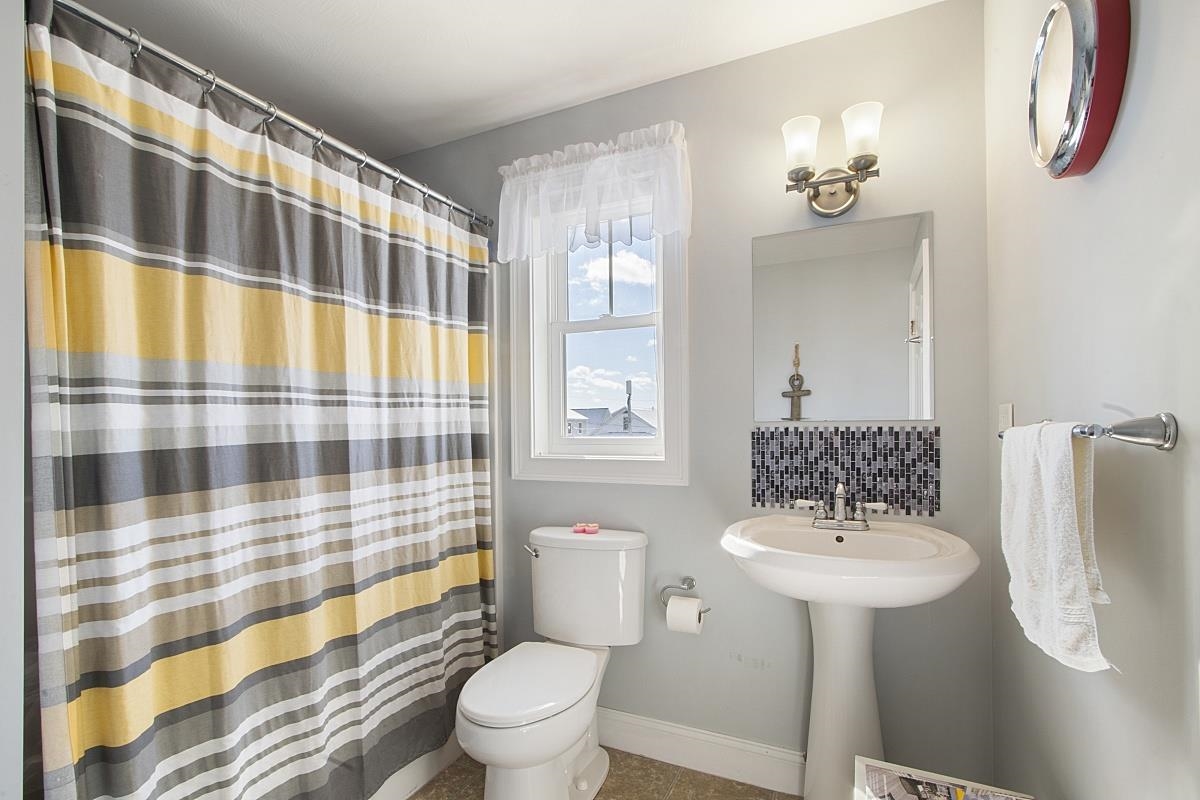 18 Ocean Boulevard, Unit 13 Hampton, NH 03842 - Photo 13 of 28