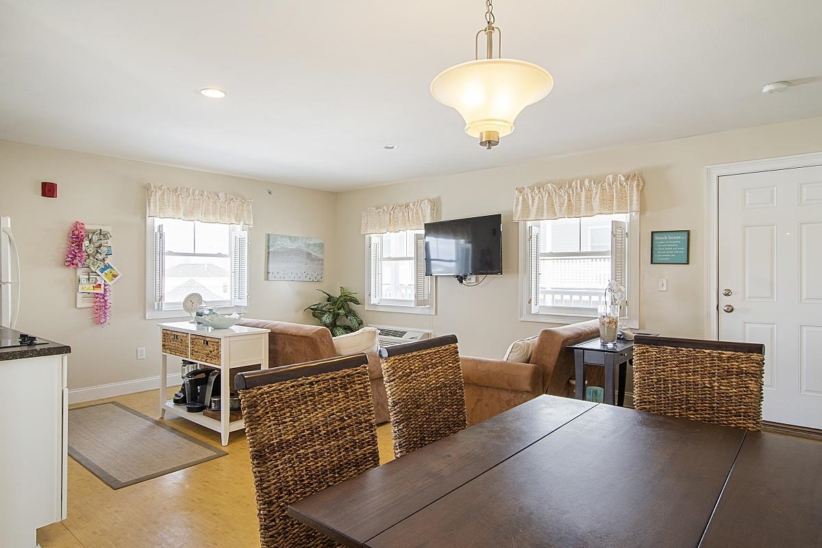 18 Ocean Boulevard, Unit 13 Hampton, NH 03842 - Photo 15 of 28