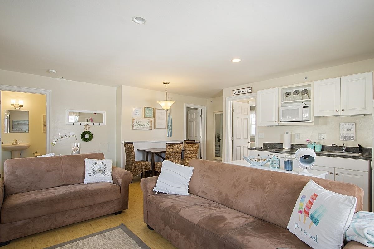 18 Ocean Boulevard, Unit 13 Hampton, NH 03842 - Photo 16 of 28