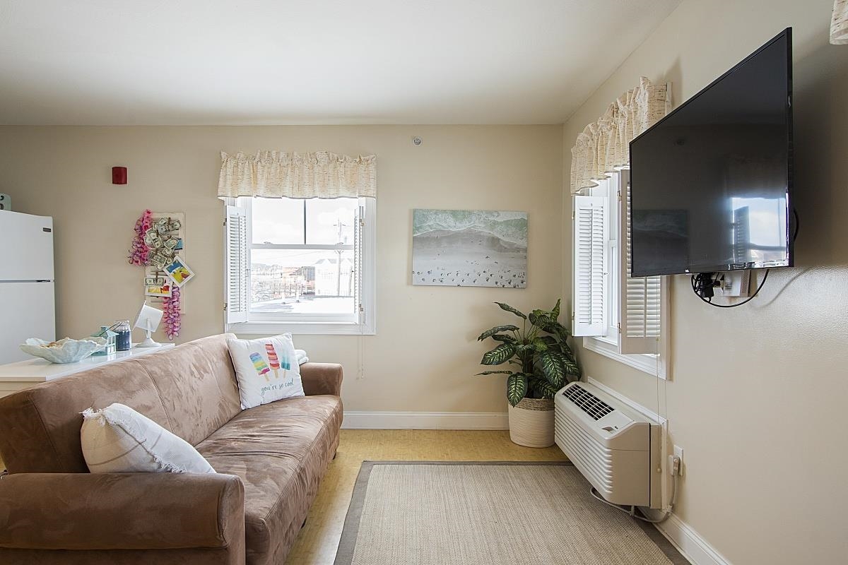 18 Ocean Boulevard, Unit 13 Hampton, NH 03842 - Photo 19 of 28