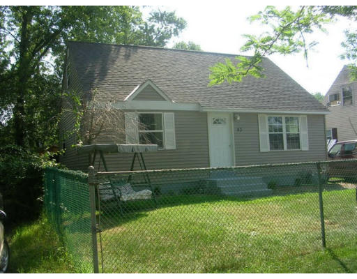 45 Elmore Avenue Springfield, MA 01119 - Photo 1 of 9 Gallery Image 1