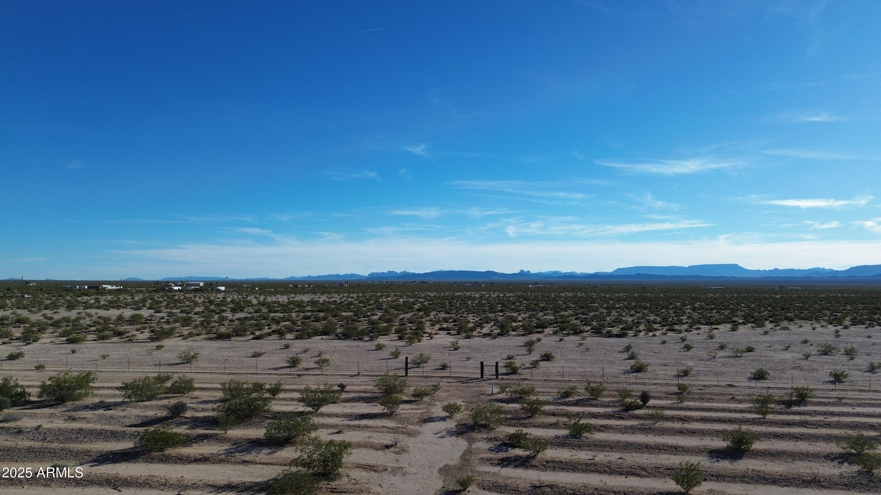 42e Bouse Az 85325 Bouse, AZ 85325 - Photo 34 of 53 a view of an ocean