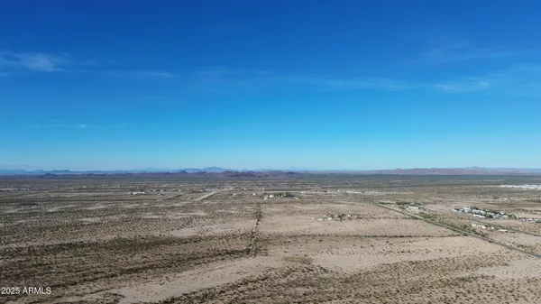 $380,000 | 42e Bouse Az 85325, Bouse, AZ 85325