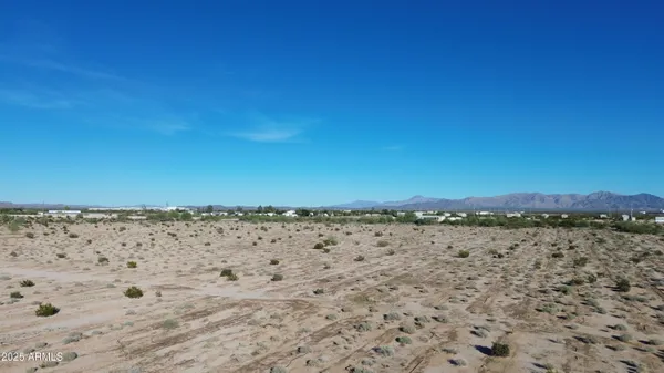 $380,000 | 42e Bouse Az 85325, Bouse, AZ 85325