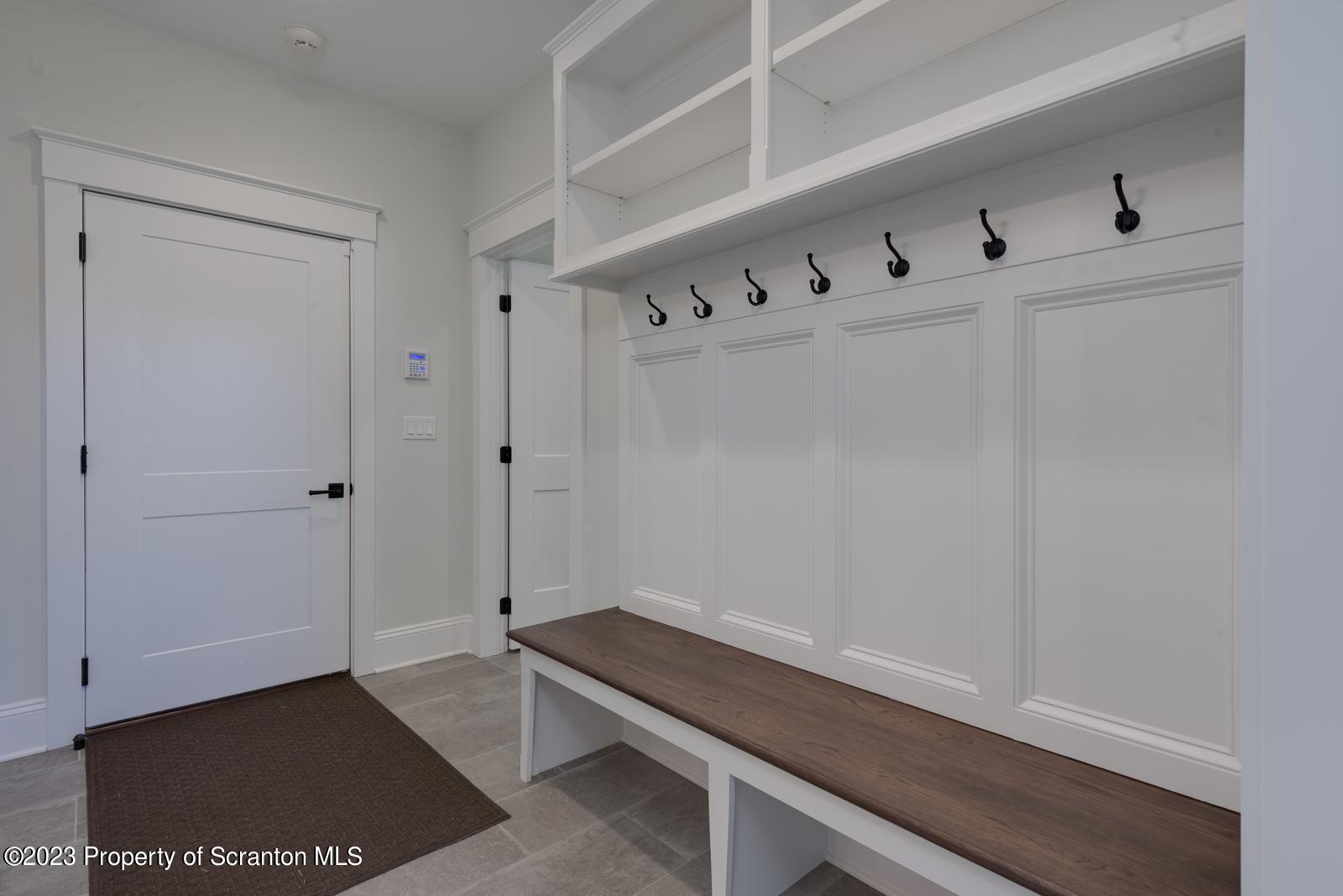 115 Rock Ridge Drive Clarks Summit, PA 18411 - Photo 6 of 43