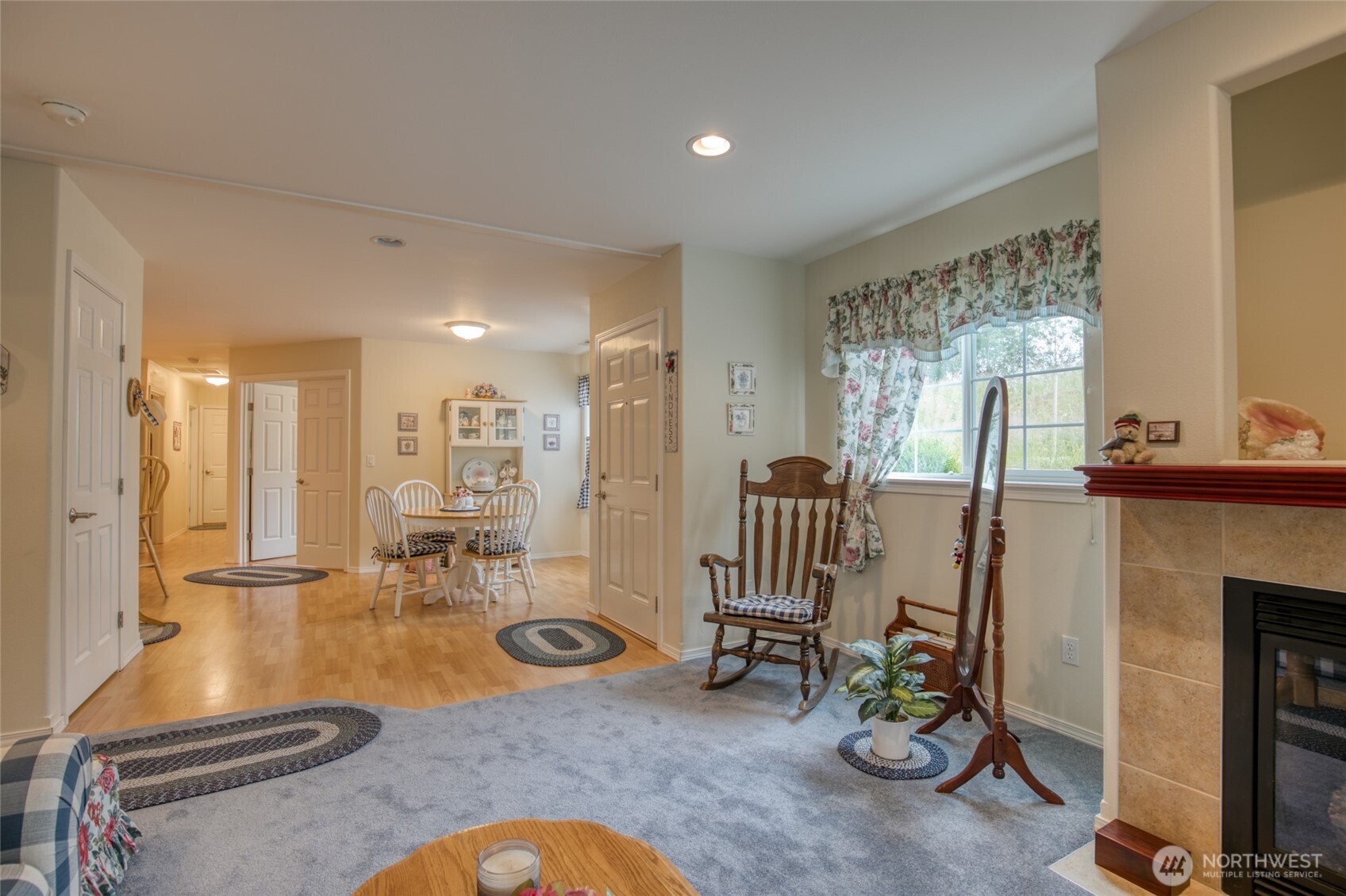 212 Brant Lane Hoquiam, WA 98550 - Photo 9 of 38