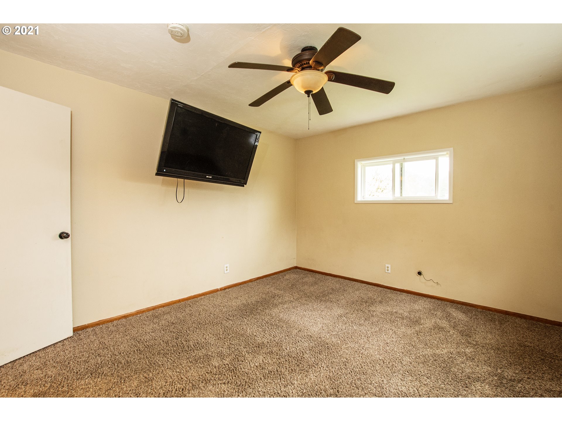 89043 Poodle Creek Road Noti, OR 97461 - Photo 19 of 32 Gallery Image 19