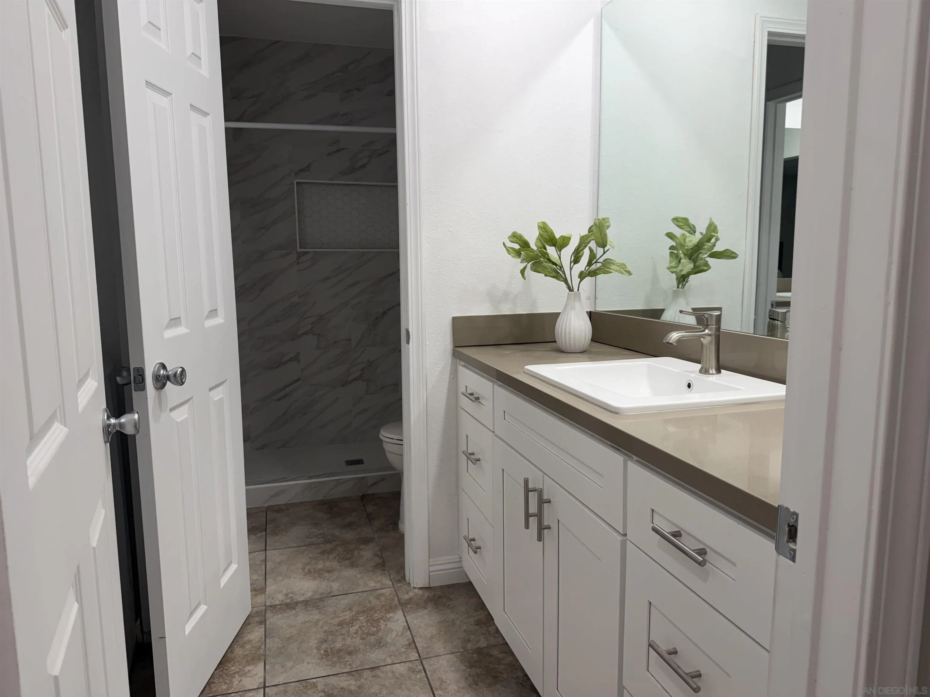 621 R Avenue, Unit 22 National City, CA 91950 - Photo 11 of 33