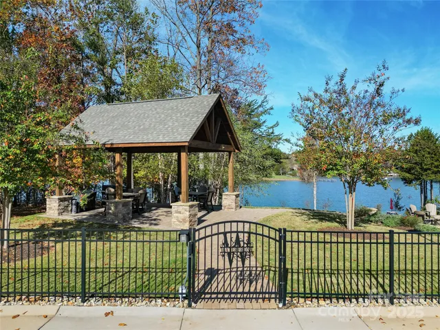 $580,000 | 146 Beacon Drive, Unit C, Mooresville, NC 28117